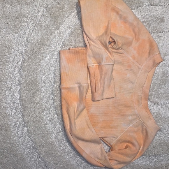 ARX LAB Tie Dye Ribbed Knit Crop Top - Picture 6 of 11